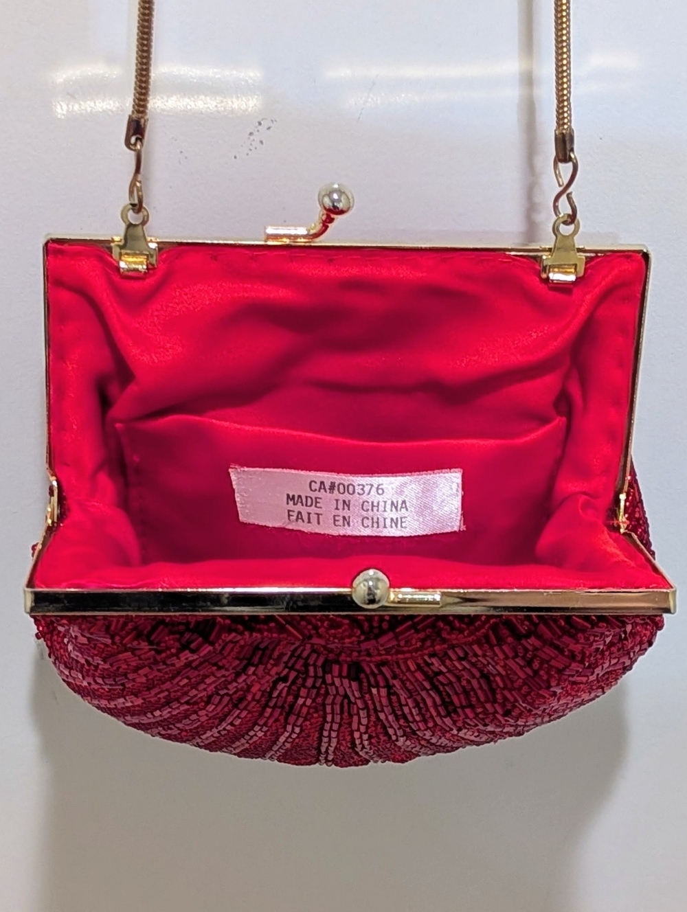 NIB Woodward's Vintage 60s Red Beaded Seashell Mini Purse with Chain Strap - Picture 5 of 11